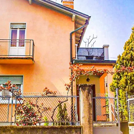 San Ambrogio Apartment *